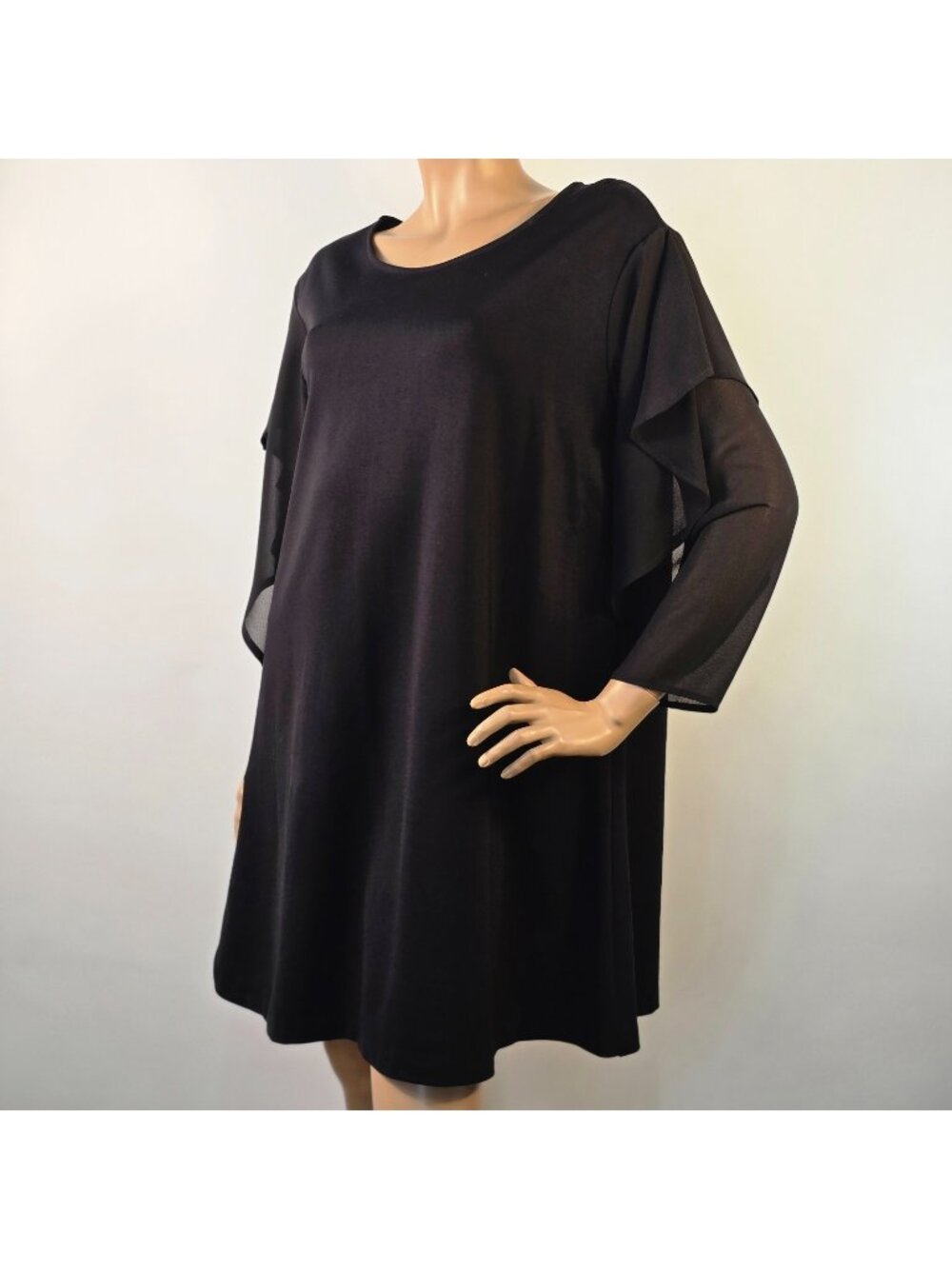Imperial Italy Little Black Dress Stretch Flowy Sleeves Vintage Minimalist